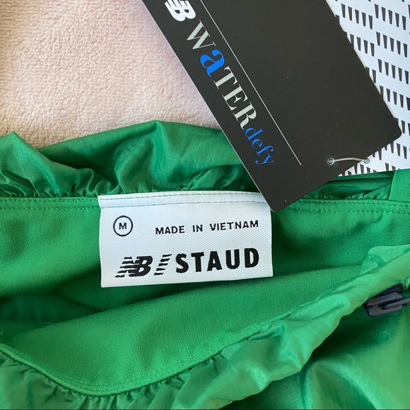 New Balance and Staud bra - Picture 3 of 6